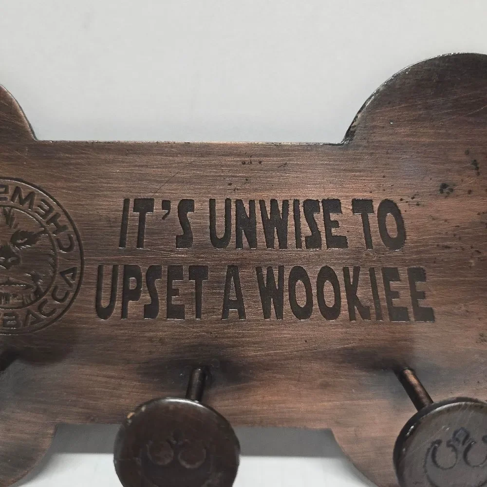 Chewbacca Metal Wall Leash Holder “It’s Unsafe To Upset A Wookie” Star Wars
